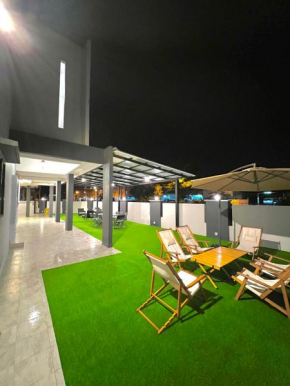 Entire Vacation Home with landscape garden